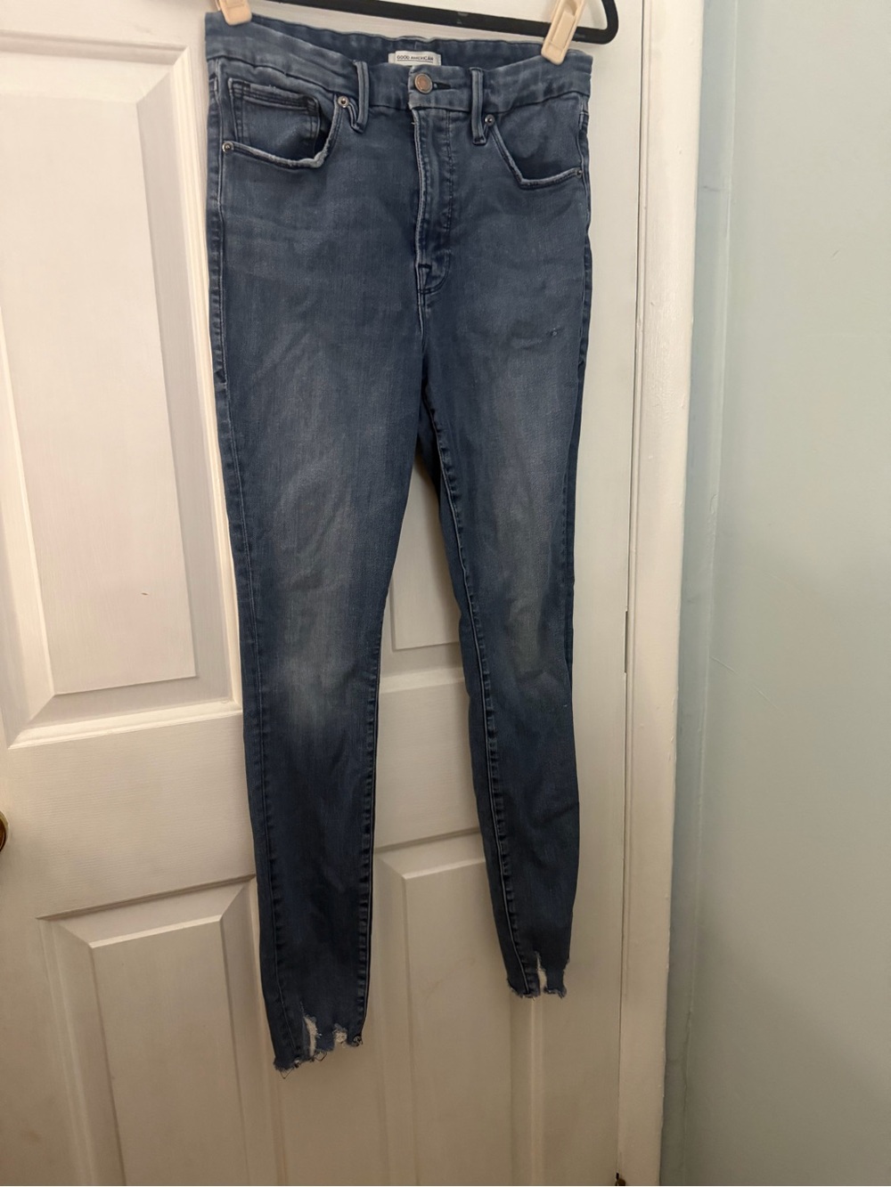 Good American Good Waist Chewed Hem Skinny Jeans Blue Size 30